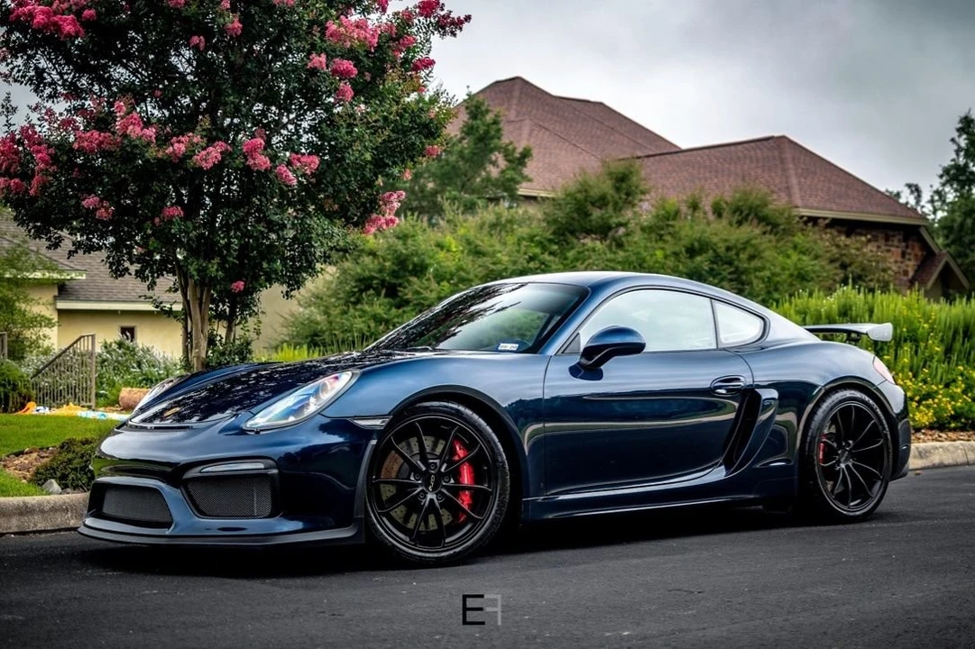 2016 Porsche 981 Cayman GT4 - Image 4 of 25