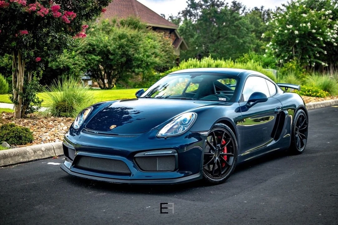 2016 Porsche 981 Cayman GT4 - Image 5 of 25