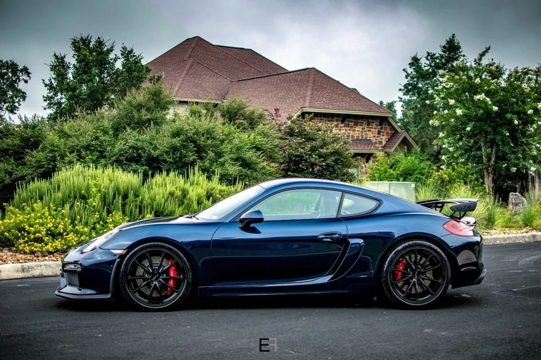 2016 Porsche 981 Cayman GT4 - Image 25 of 25
