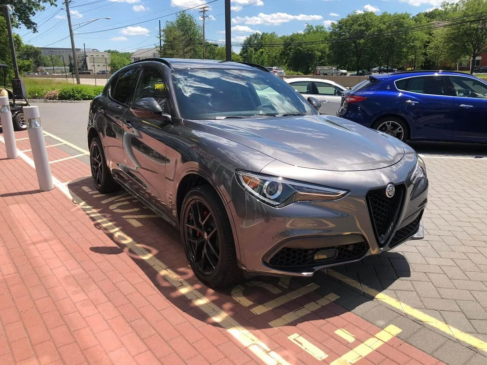 2020 Alfa Romeo Stelvio - Image 2 of 8
