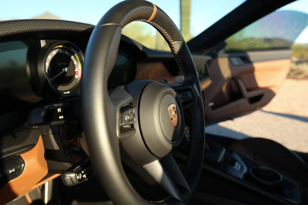 2022 Porsche 992 GT3 - Image 5 of 10