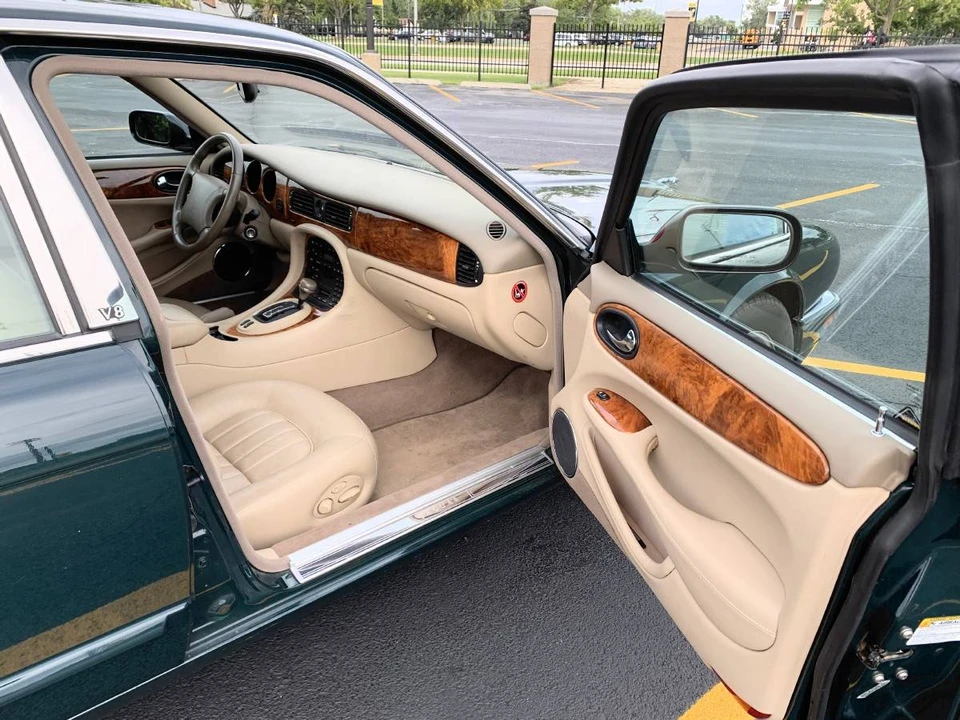 2000 Jaguar X308 XJ - Image 10 of 15