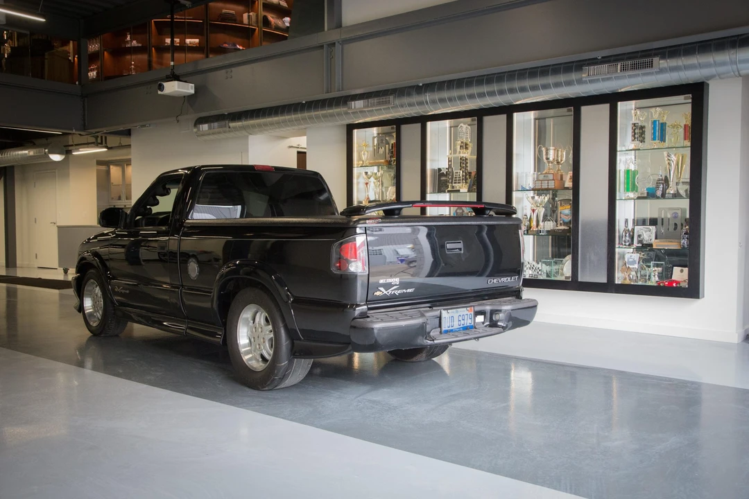 2000 Chevrolet S-10 - Image 13 of 31