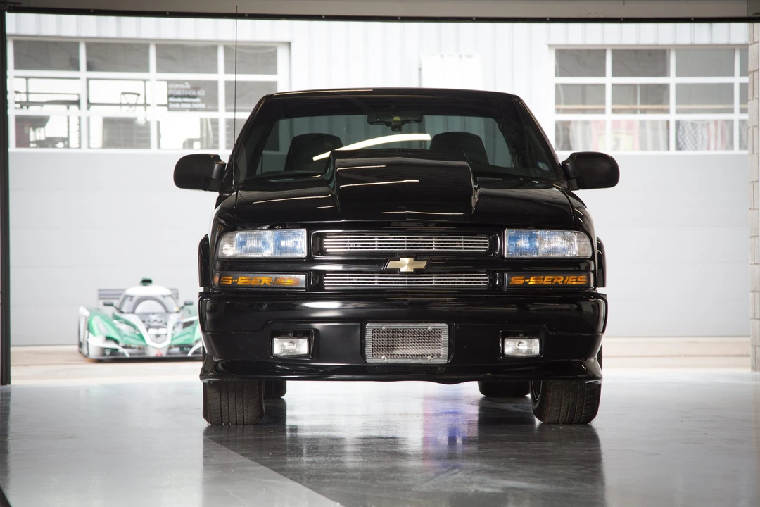 2000 Chevrolet S-10 - Image 9 of 31