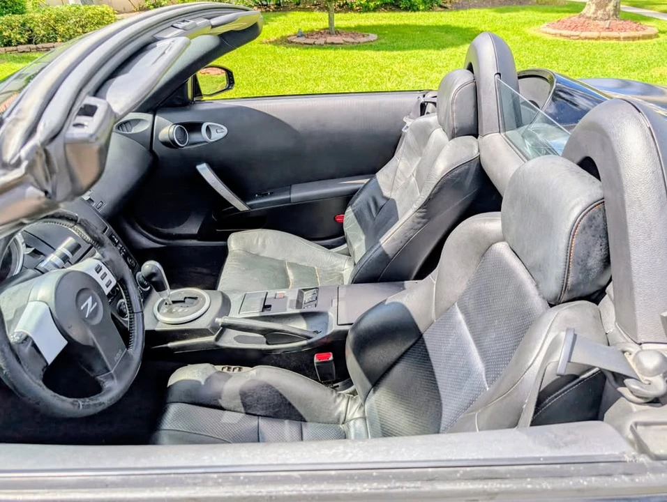 2004 Nissan 350Z 5th Gen - Image 8 of 9