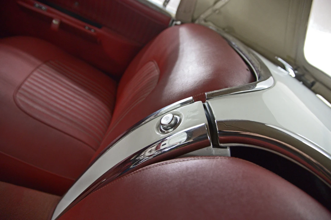 Chevrolet Corvette C1 - Image 11 of 24