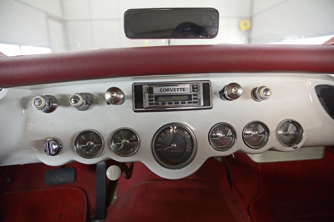 Chevrolet Corvette C1 - Image 7 of 24
