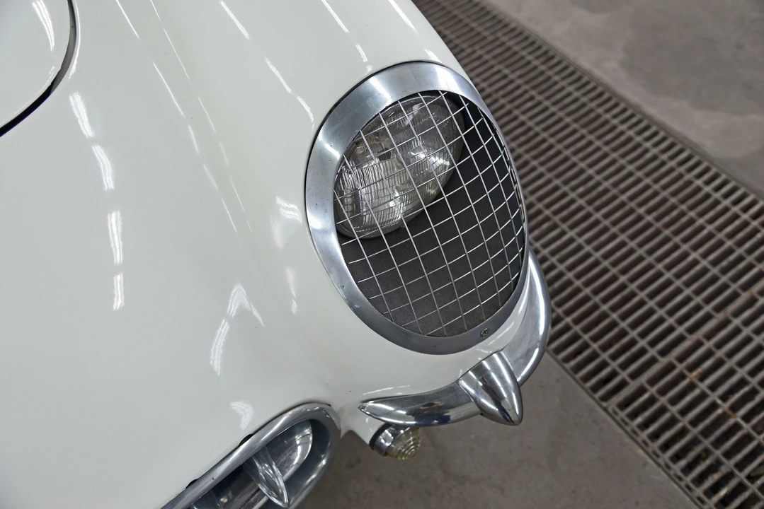 Chevrolet Corvette C1 - Image 16 of 24