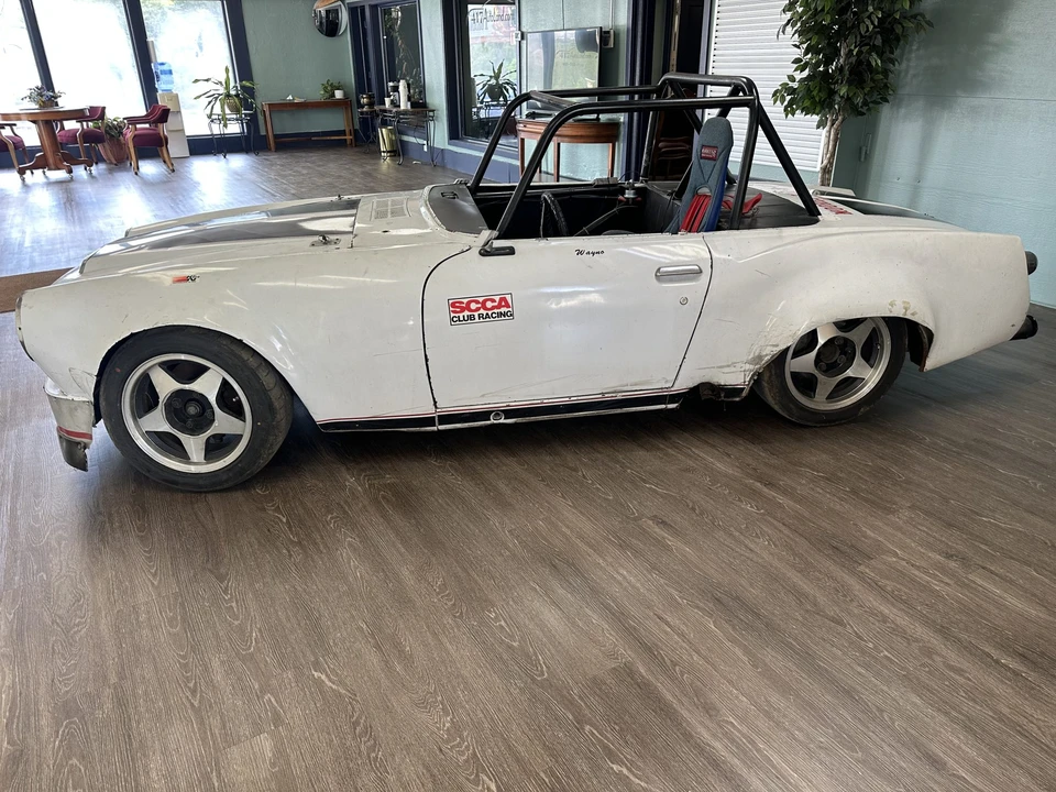 Nissan Datsun Sports - Image 2 of 31