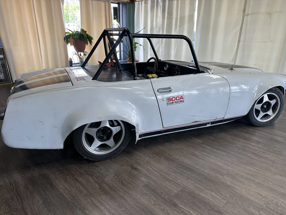 Nissan Datsun Sports - Image 9 of 31