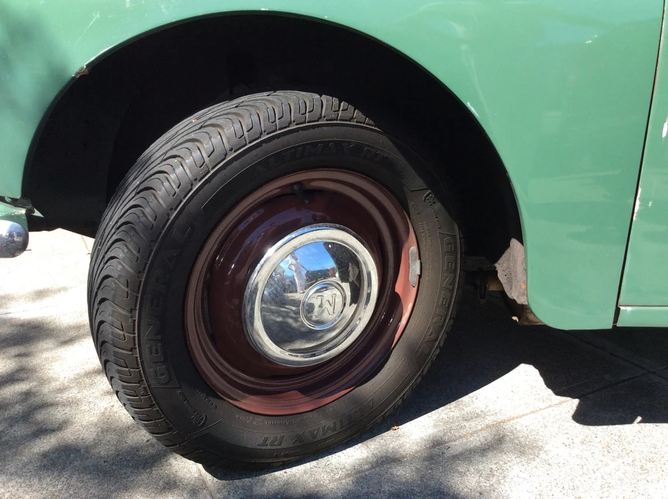 1957 Morris Minor - Image 17 of 31