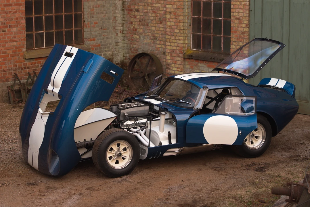 Shelby Daytona Replica - Image 15 of 31