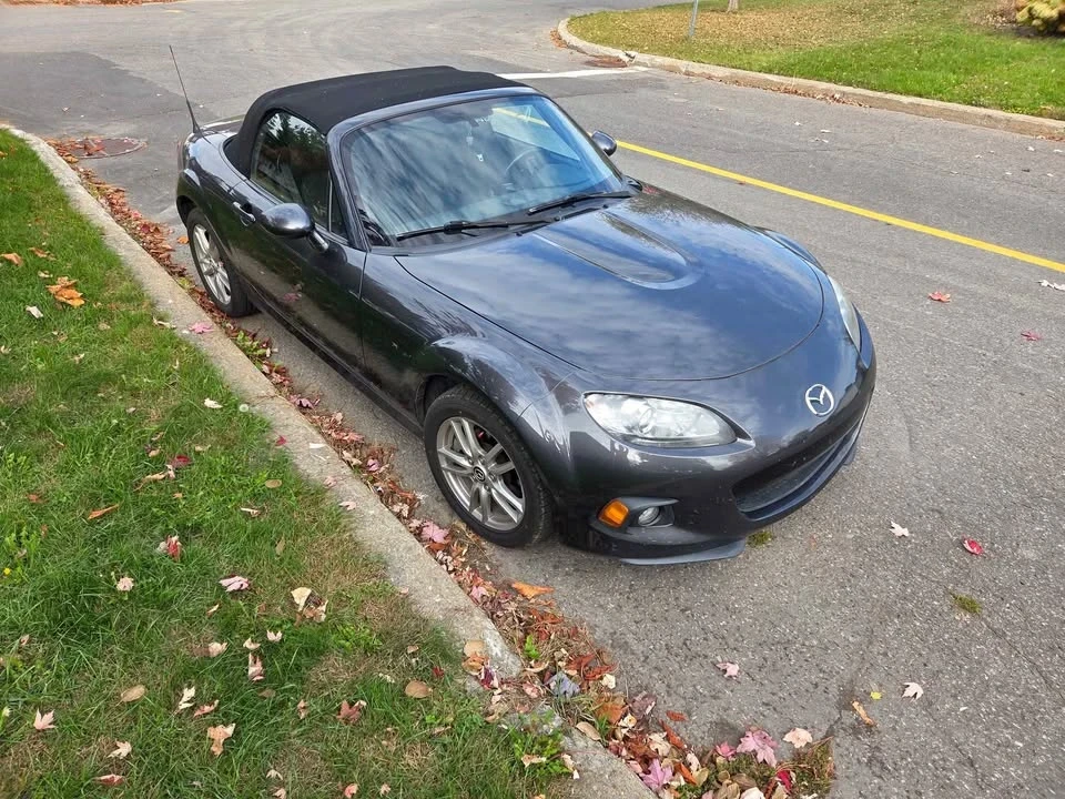 2014 Mazda NC MX-5 Miata - Image 3 of 4