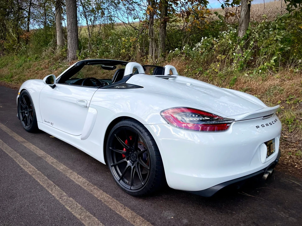 2016 Porsche 981 Boxster Spyder - Image 15 of 22
