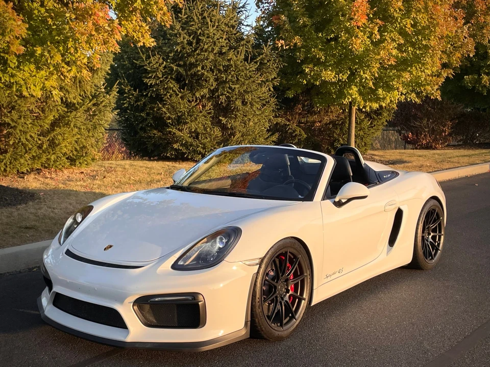 2016 Porsche 981 Boxster Spyder - Image 11 of 22