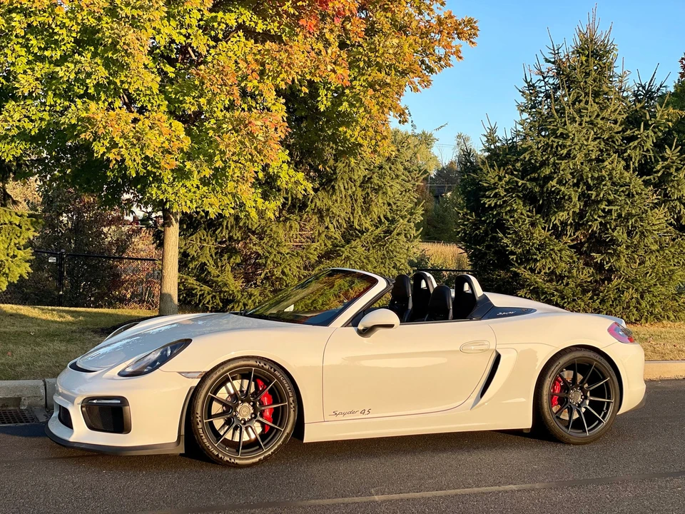 2016 Porsche 981 Boxster Spyder - Image 10 of 22