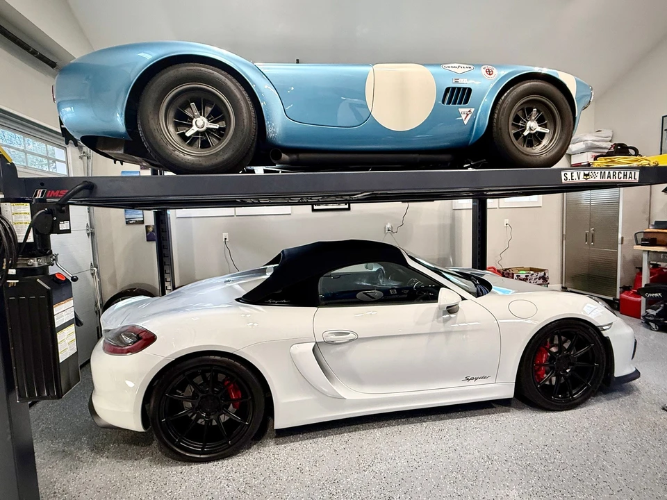 2016 Porsche 981 Boxster Spyder - Image 21 of 22