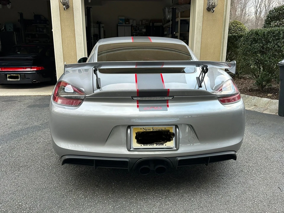 2016 Porsche 981 Cayman GT4 - Image 6 of 10
