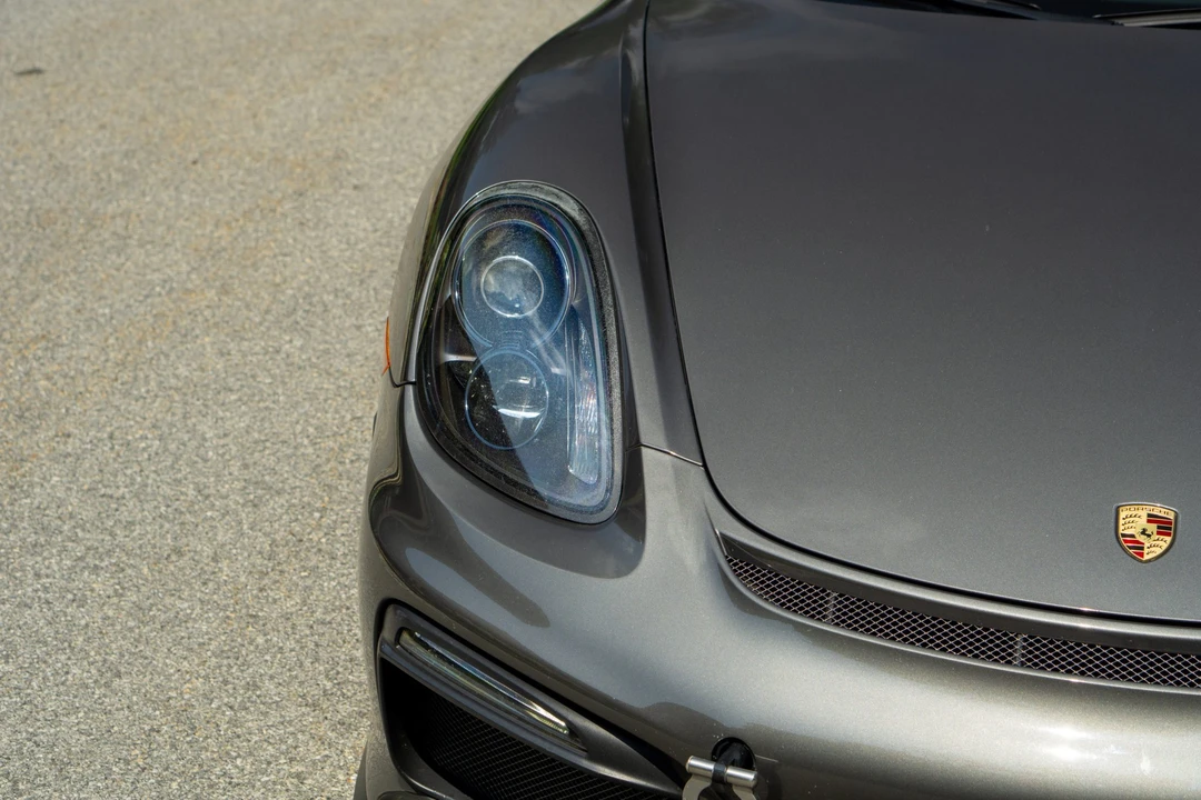 2016 Porsche 981 Cayman GT4 - Image 23 of 31