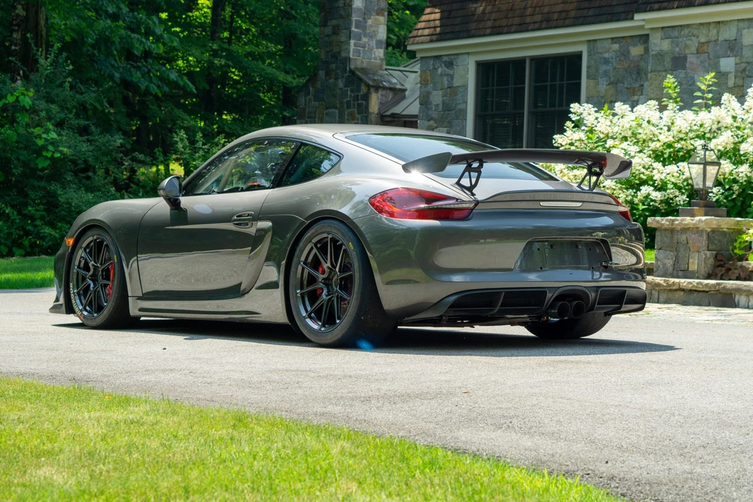 2016 Porsche 981 Cayman GT4 - Image 12 of 31