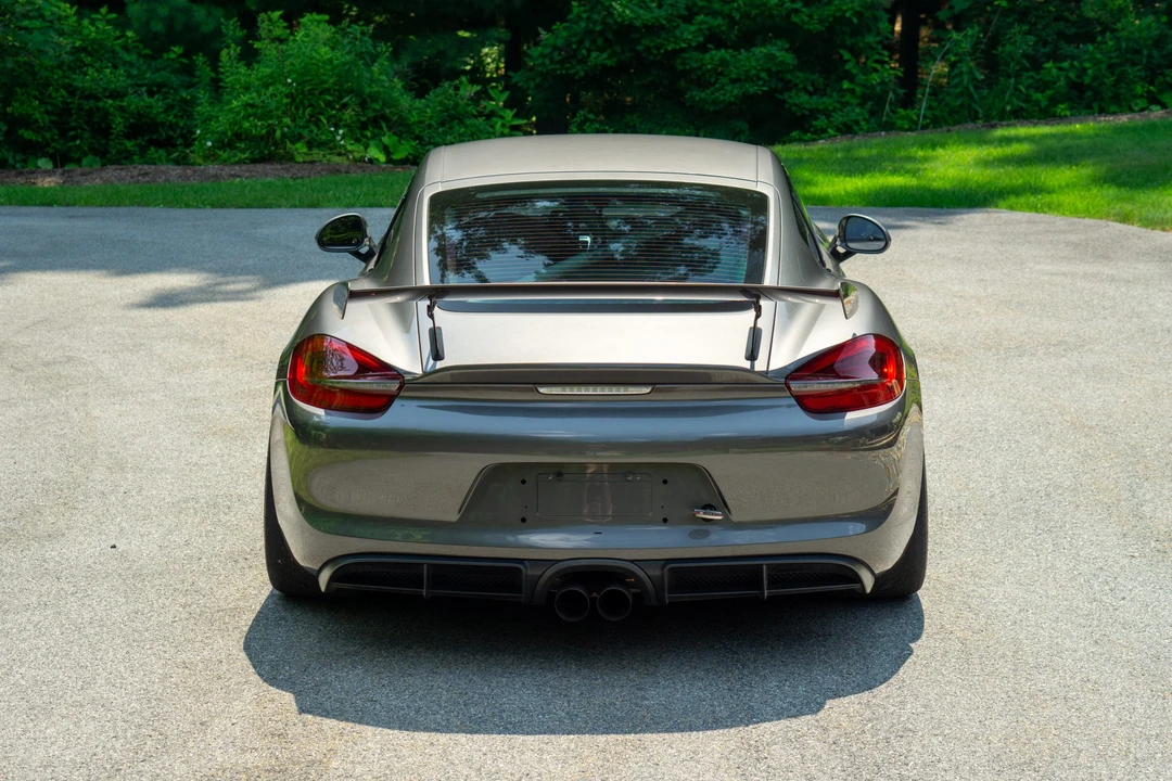 2016 Porsche 981 Cayman GT4 - Image 9 of 31