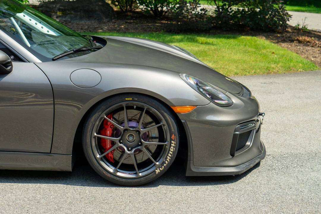 2016 Porsche 981 Cayman GT4 - Image 25 of 31