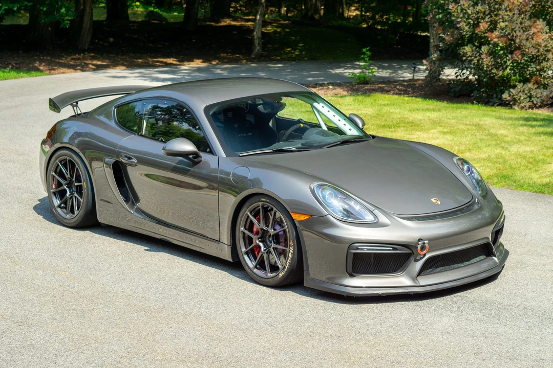 2016 Porsche 981 Cayman GT4 - Image 6 of 31