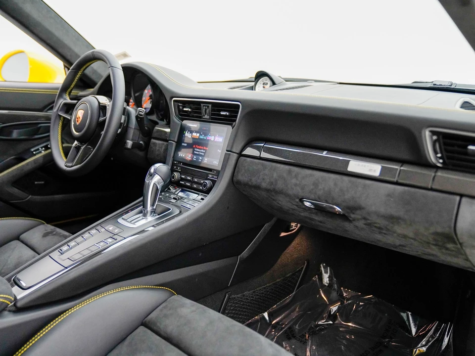 2018 Porsche 991 GT2 RS - Image 13 of 30
