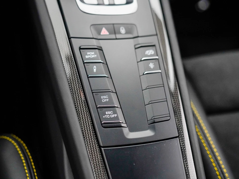 2018 Porsche 991 GT2 RS - Image 27 of 30