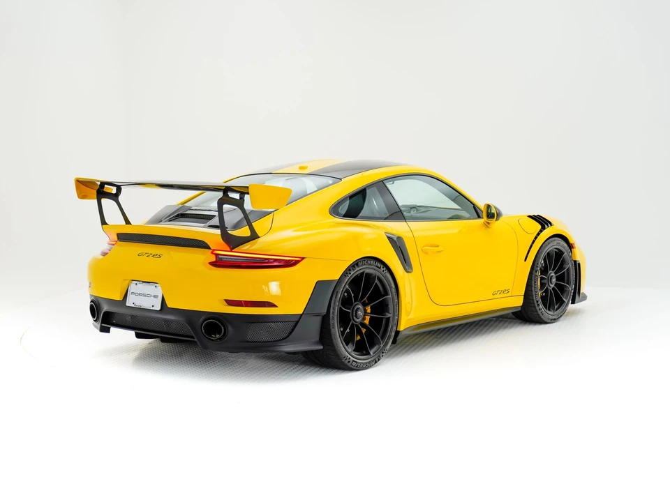 2018 Porsche 991 GT2 RS - Image 3 of 30