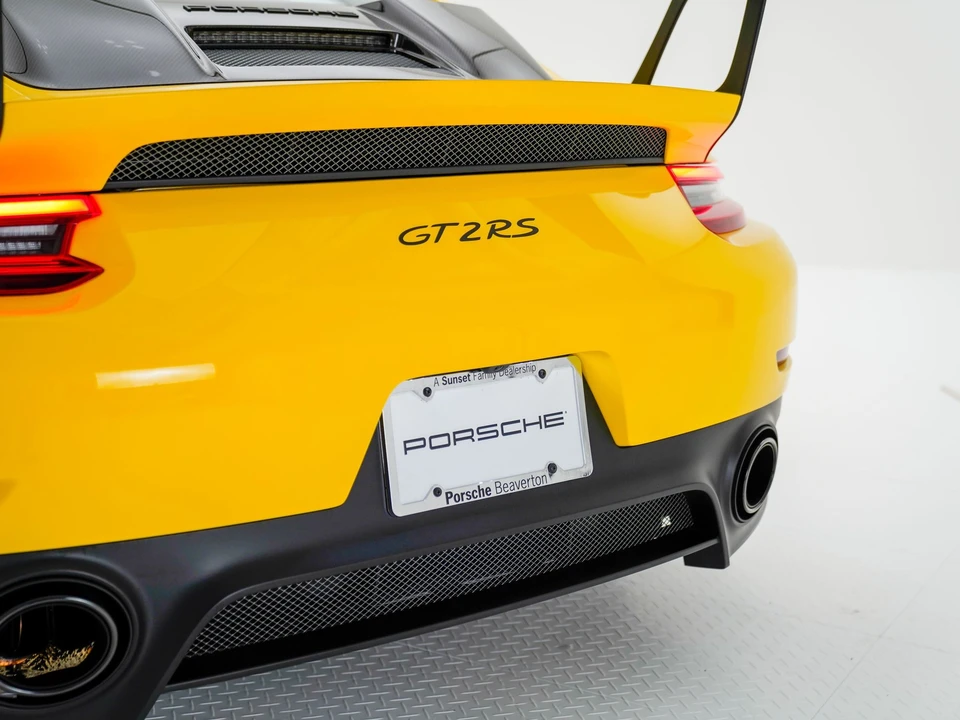 2018 Porsche 991 GT2 RS - Image 9 of 30
