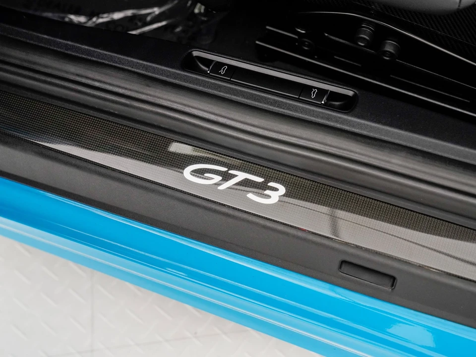 2018 Porsche 991 GT3 - Image 16 of 28