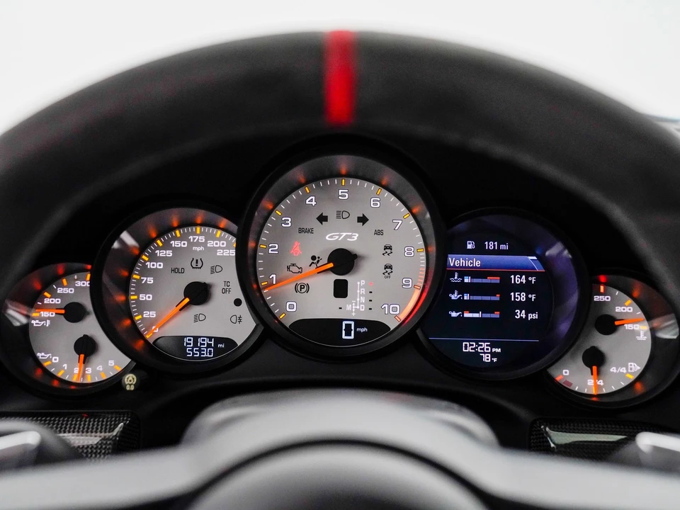 2018 Porsche 991 GT3 - Image 18 of 28