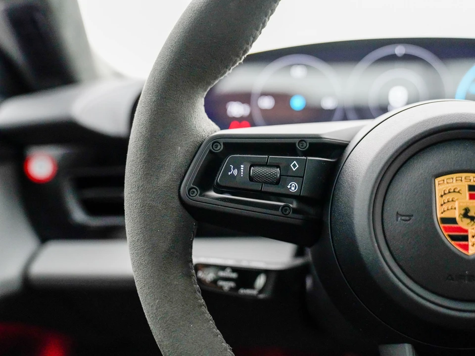 2020 Porsche Taycan Turbo - Image 23 of 30