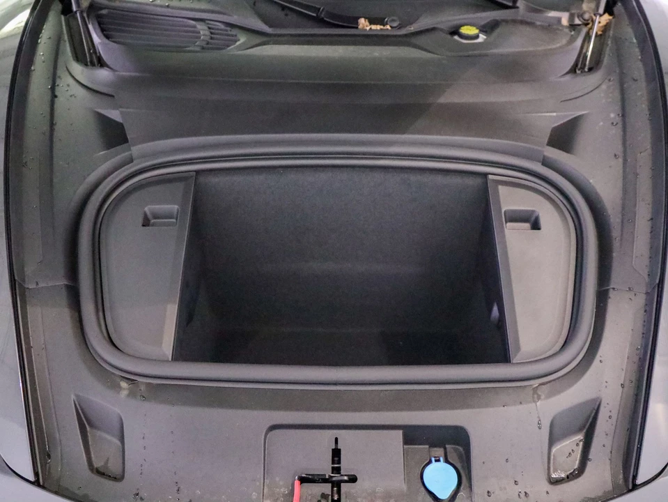 2020 Porsche Taycan Turbo - Image 18 of 31