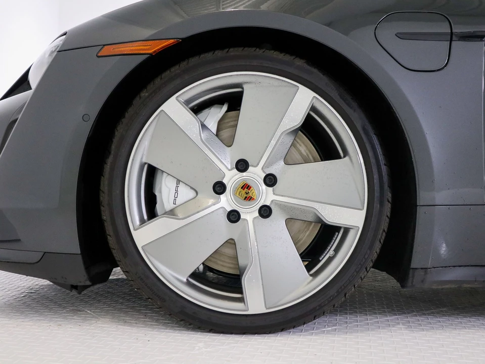 2020 Porsche Taycan Turbo - Image 9 of 31