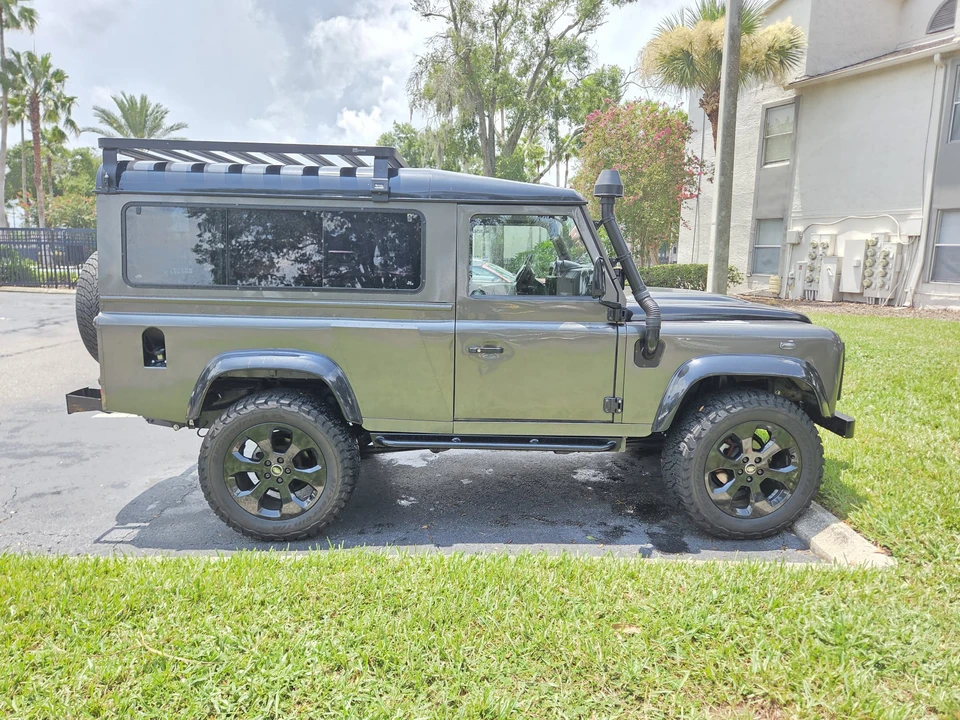 2004 Land Rover Discovery 2nd Gen - Image 19 of 31