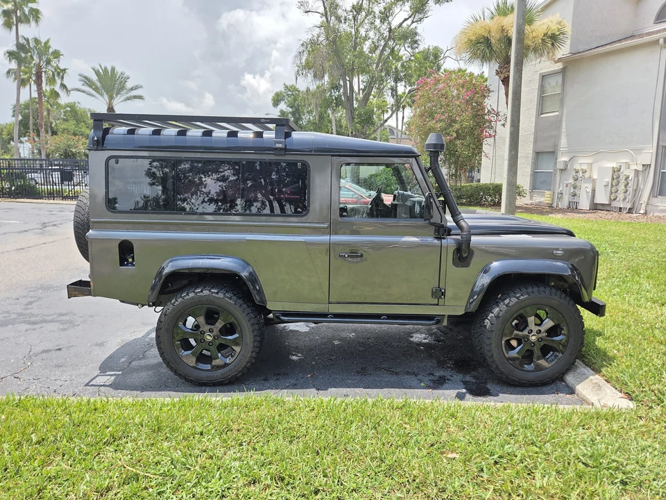 2004 Land Rover Discovery 2nd Gen - Image 19 of 31