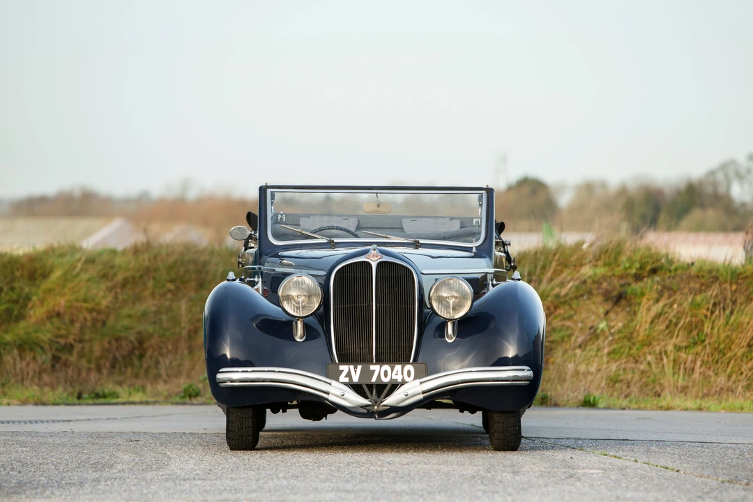 Delahaye - Image 4 of 24