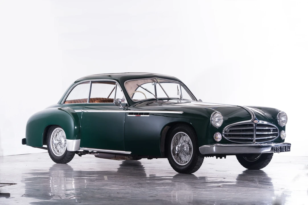 Delahaye - Image 2 of 31