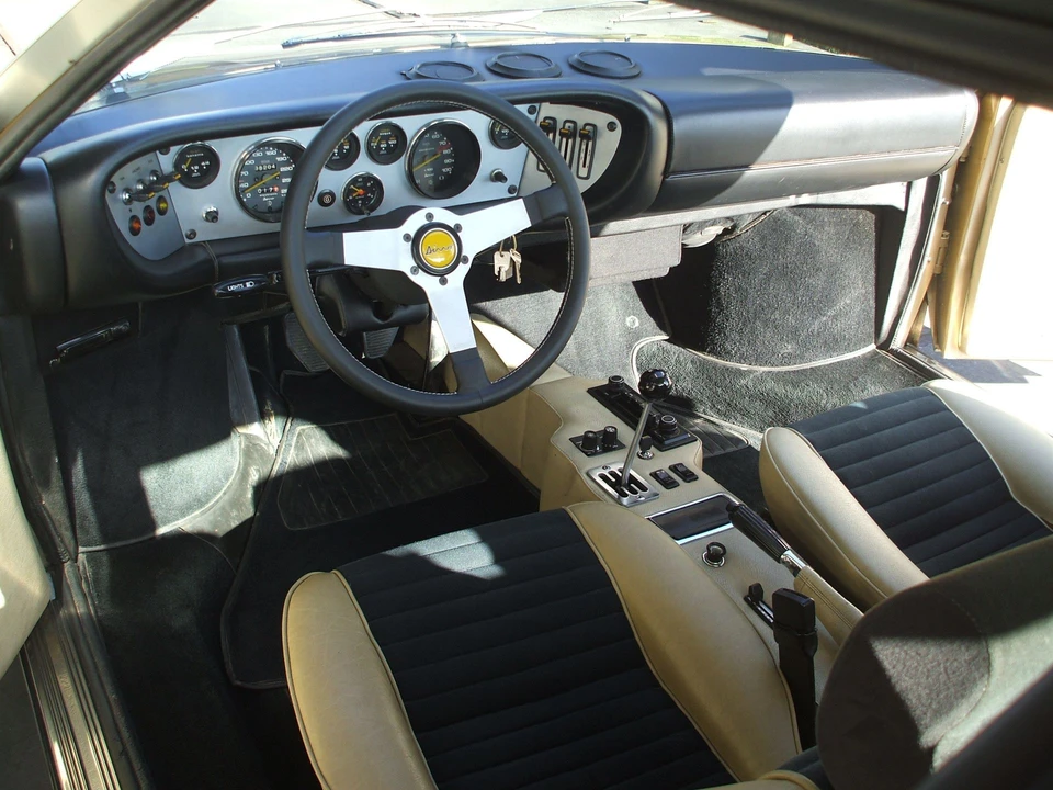 1976 Ferrari 308 GT4 - Image 23 of 27