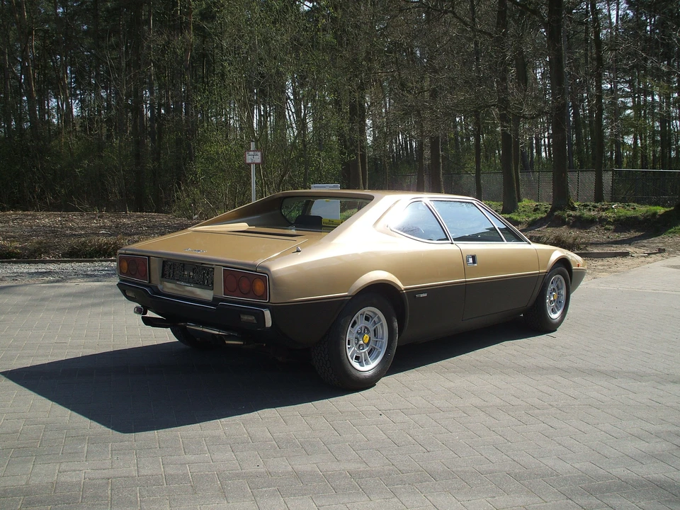 1976 Ferrari 308 GT4 - Image 4 of 27