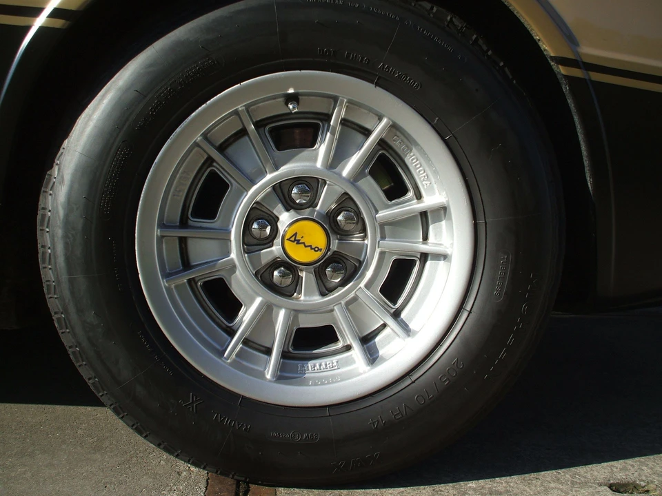 1976 Ferrari 308 GT4 - Image 20 of 27
