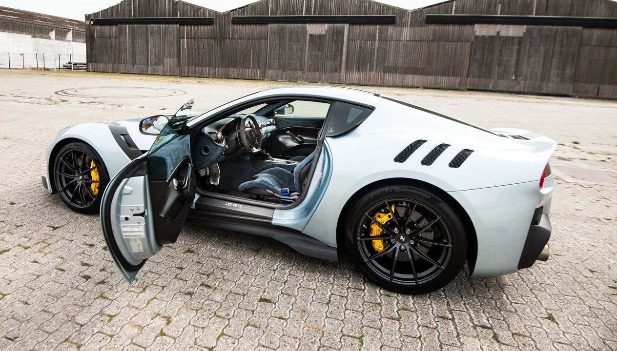 2016 Ferrari F12tdf - Image 18 of 31