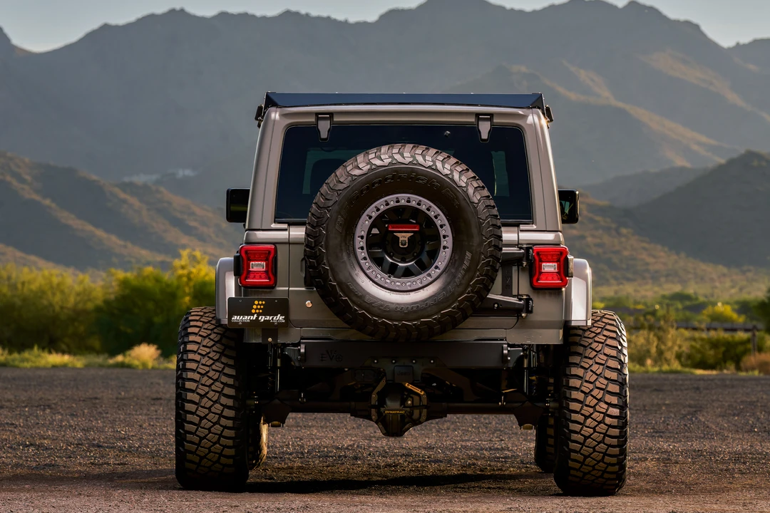 2018 Jeep JL Wrangler - Image 15 of 31