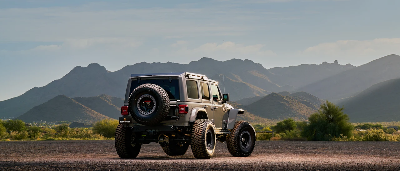 2018 Jeep JL Wrangler - Image 18 of 31