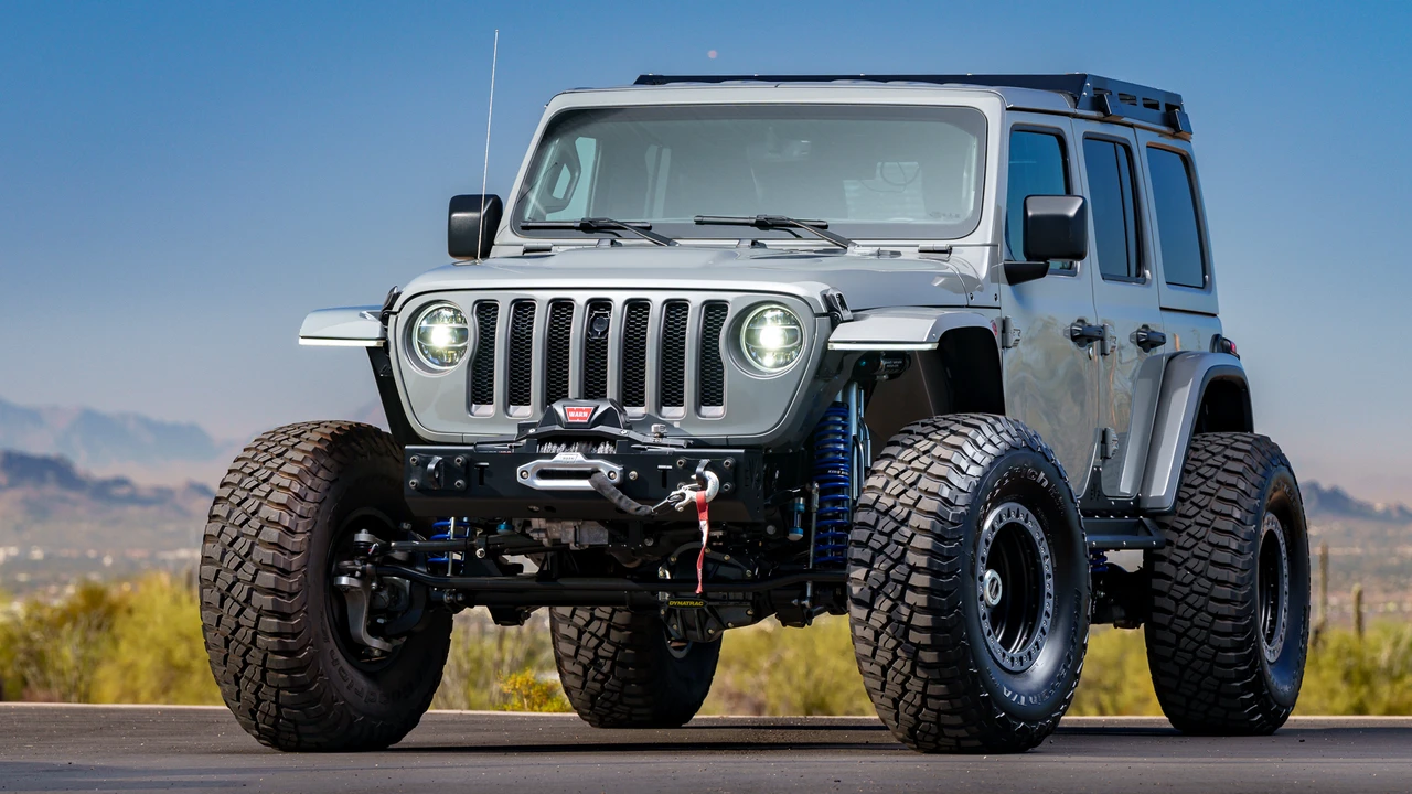 2018 Jeep JL Wrangler - Image 2 of 31