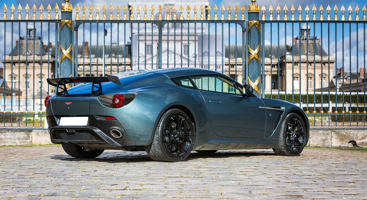 2013 Aston Martin Vantage - Image 9 of 31