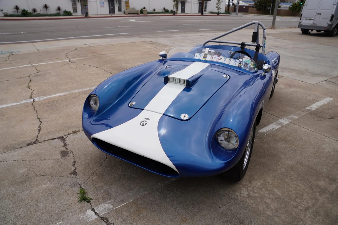 MG TD - Image 3 of 31