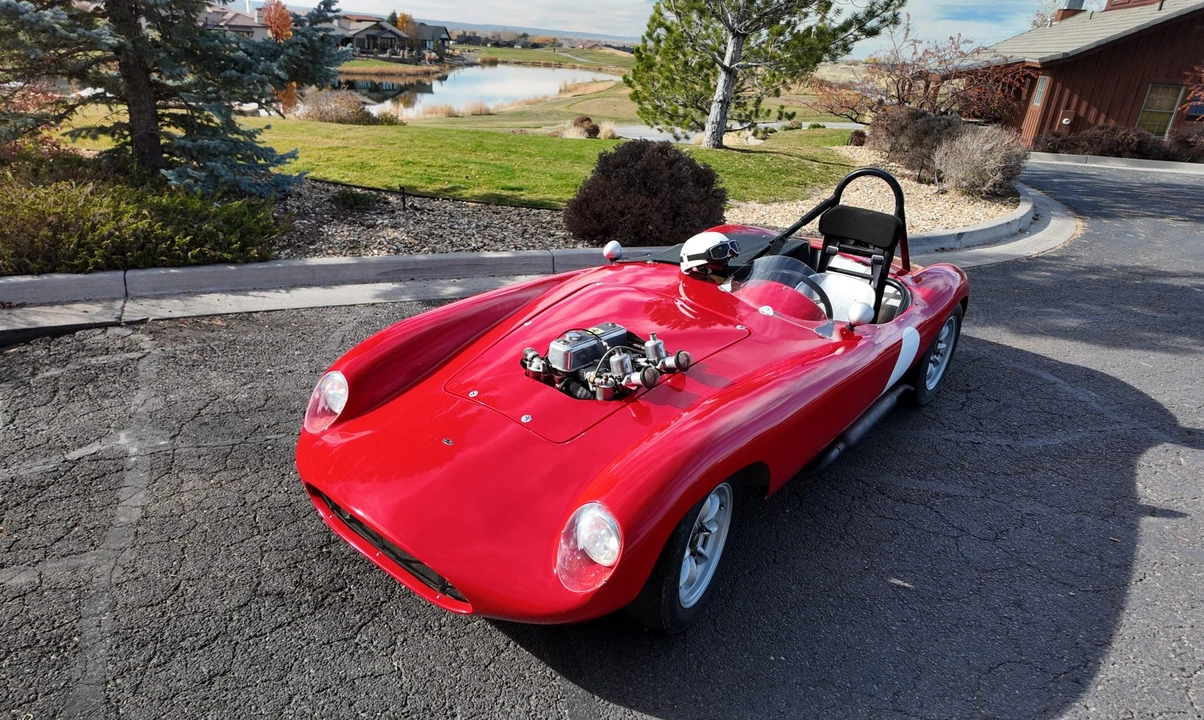 MG MGA - Image 3 of 31